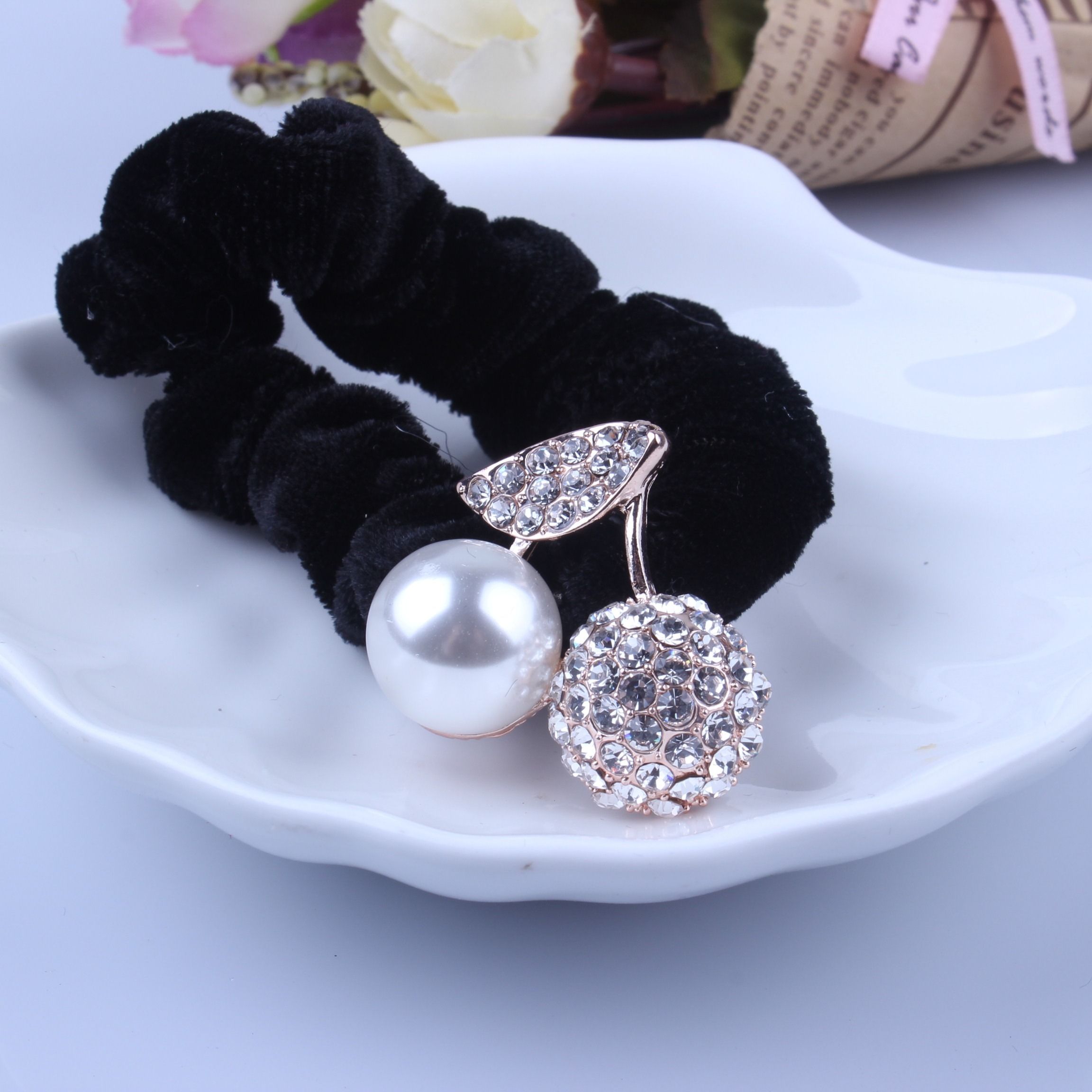 1 PC Black Velvet Scrunchies P - مراجعة Tablet Accessories For Girls وسعره